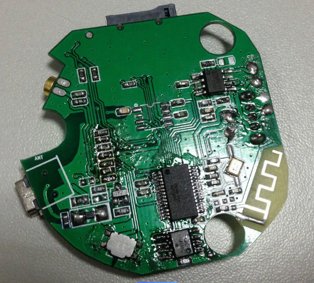 HDI PCBAボード 8OZ 最大銅厚さ 0201 PCBA 中国/カンボジアのメーカー
