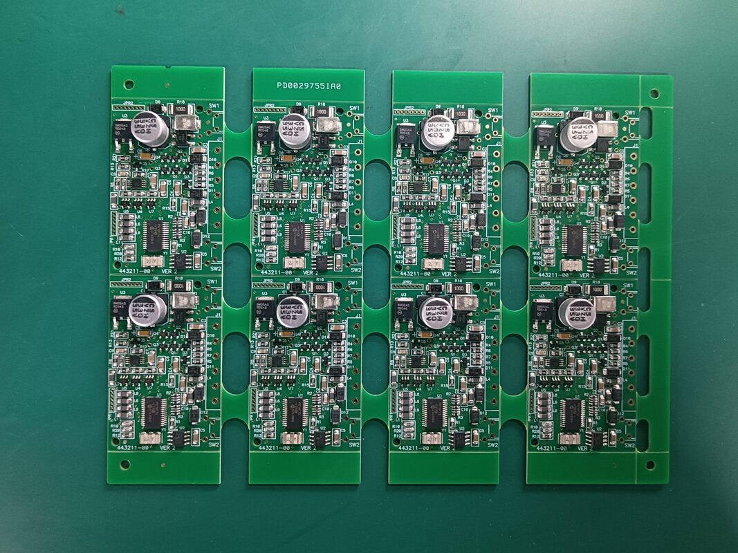 ENIG 表面仕上げ, 1L-32L 層,および電子機器のための RoHS 適合性のあるフルターンキー PCB アセンブリ