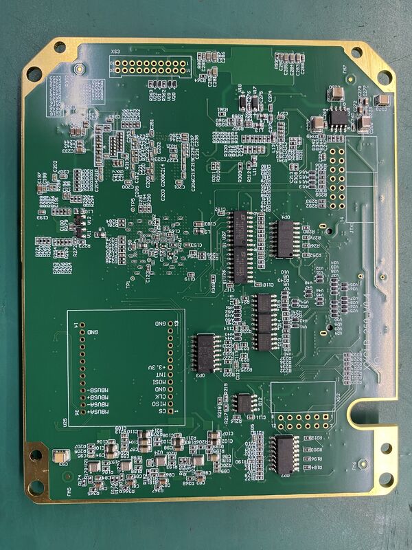 通信PCB 高Tg180 高電流 カスタマイズサイズ PCB 電気電力管理および配電向けに設計