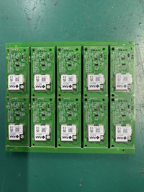 混合技術 EMS PCB 組み立て 複雑なアプリケーションのための高度な電子回路板を提供