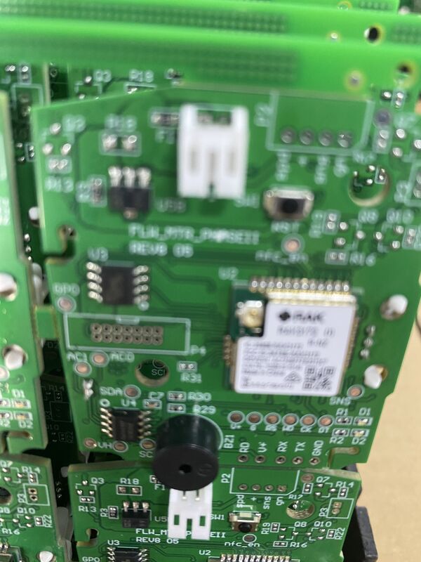 厚さ0.3mm～6mmの範囲のOEMエレクトロニクス産業用電子回路アセンブリ、精密部品と性能