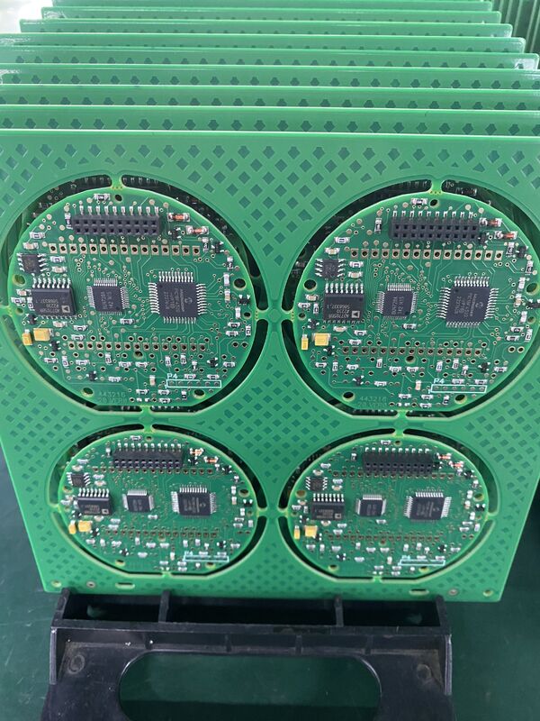 CEM-1 厚さ 0.3mm 6mm 産業用回路基板アセンブリと産業用電子機器用途向けの耐久性のあるコンポーネント